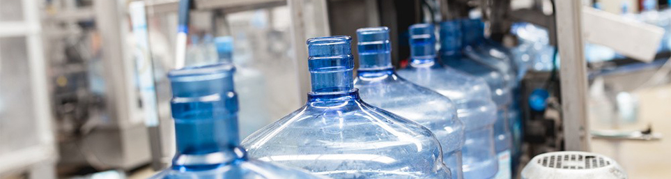 Machine de soufflage de bouteilles