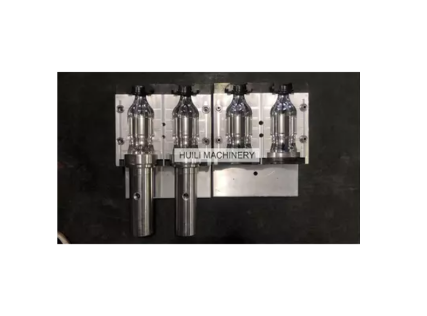 Machine de soufflage de bouteilles PET